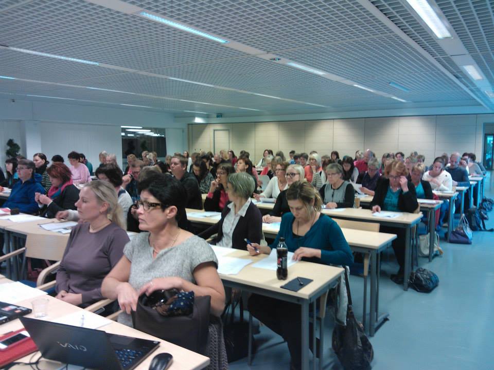 553682_652231888142558_1176580903_n.jpg (93 KB)