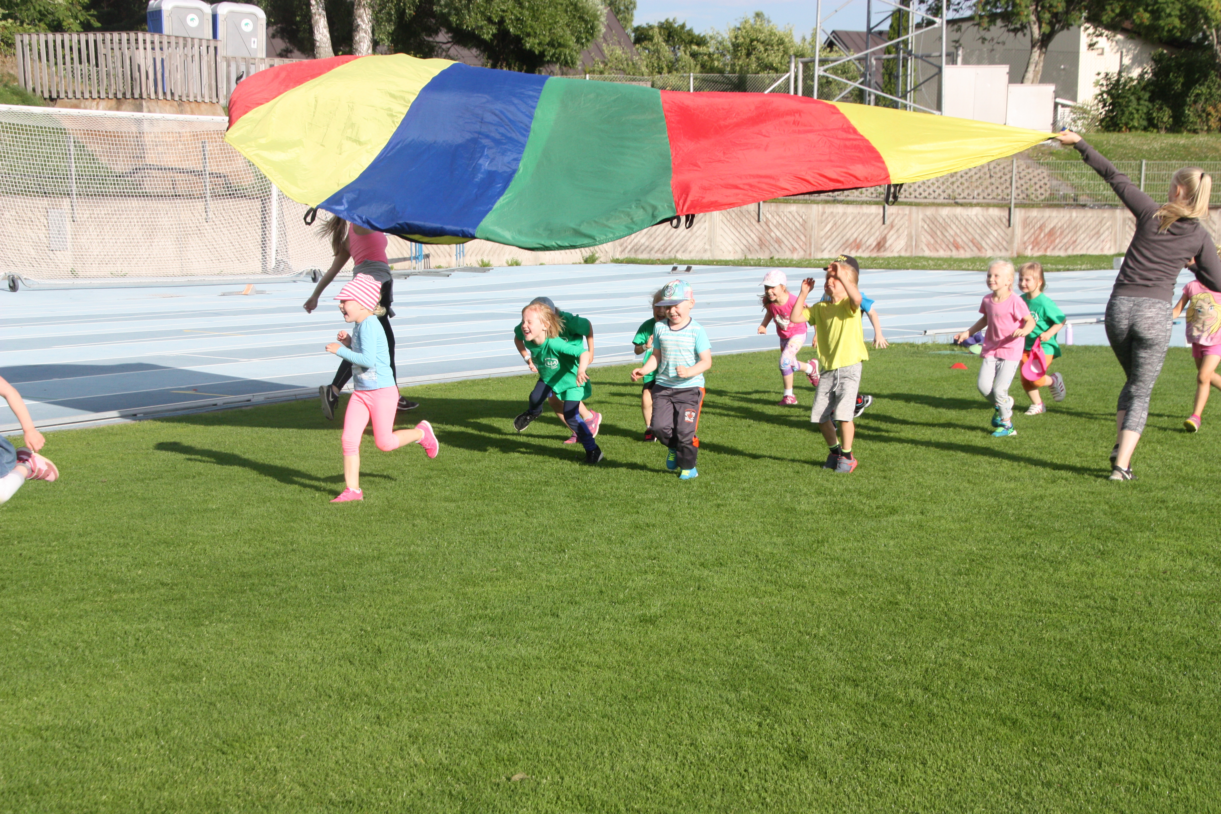 pentin-1618.jpg (6.55 MB)