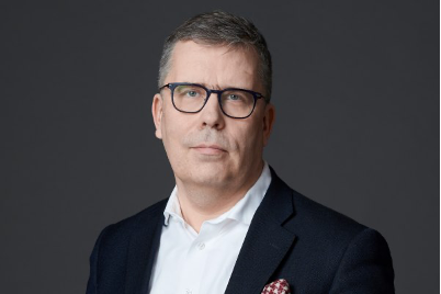 puhujakuva_pekka-pohjakallio.png (88 KB)