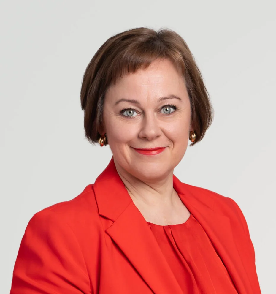 paula-lehtomaki-verkkosivut-2025-scaled-e1758015316359.webp