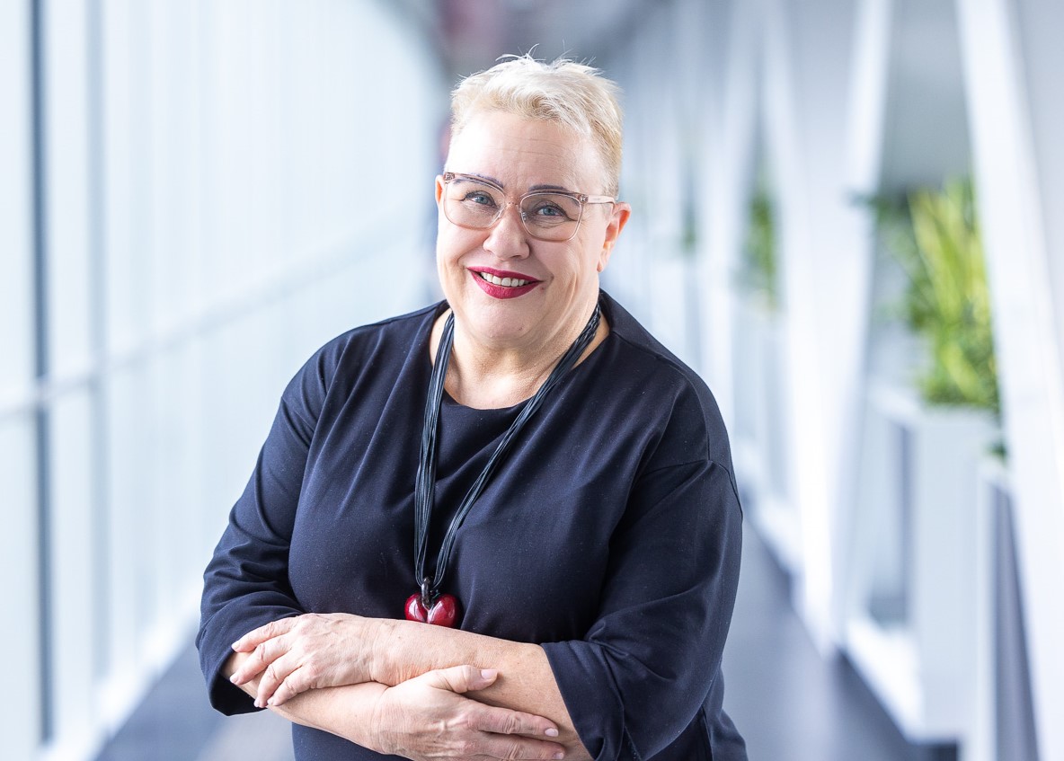 25-10-21_pietikainen_portrait-293-edit.jpg