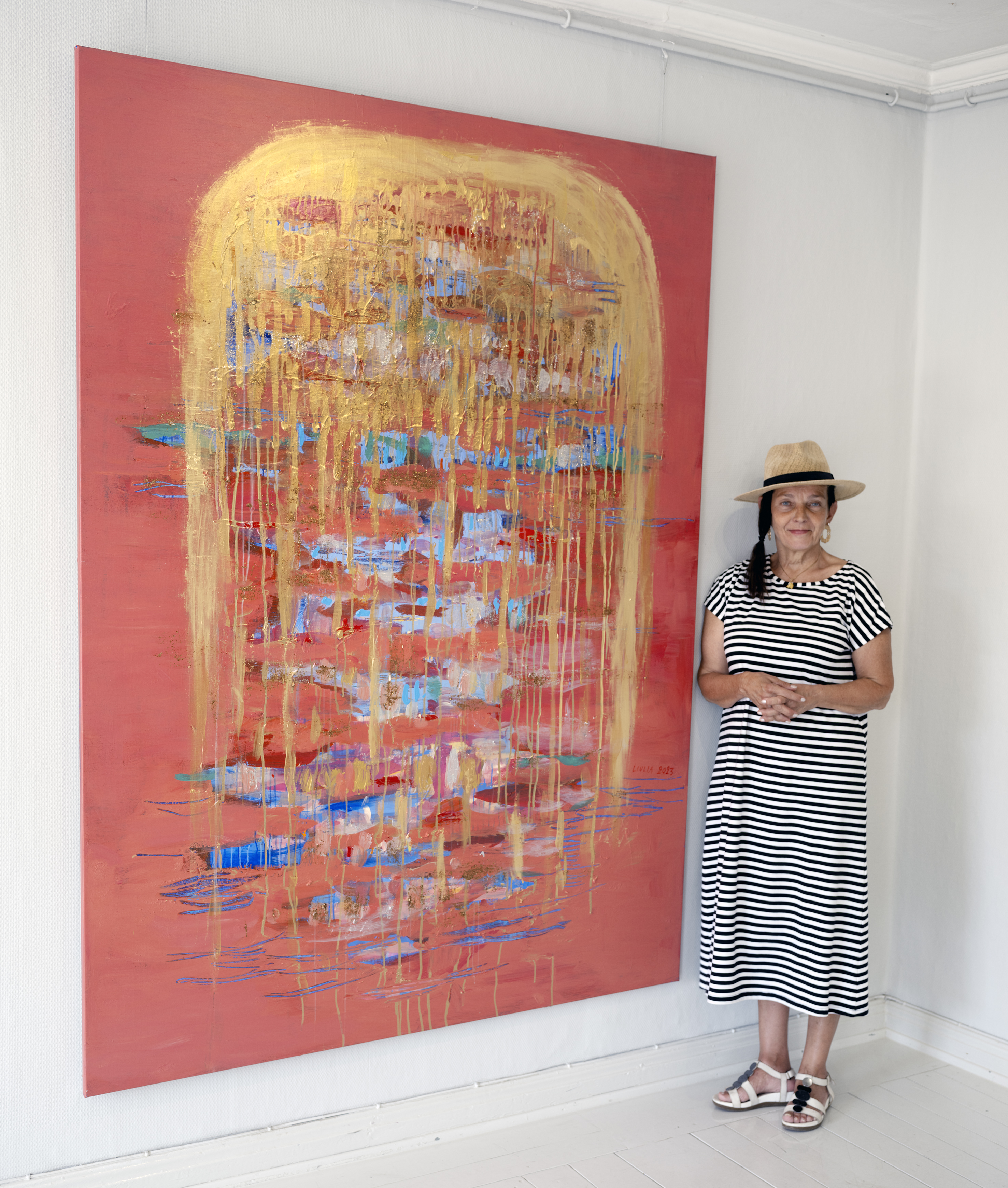 2023_marita_liulia_painting_fountain_photo_mari_waegelein.jpg