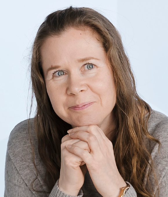 tiina_580x680.png