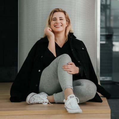 laura-kankaala.jpg (19 KB)