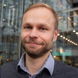 kuivalainen_jaakko_nelioCC88.jpg (39 KB)