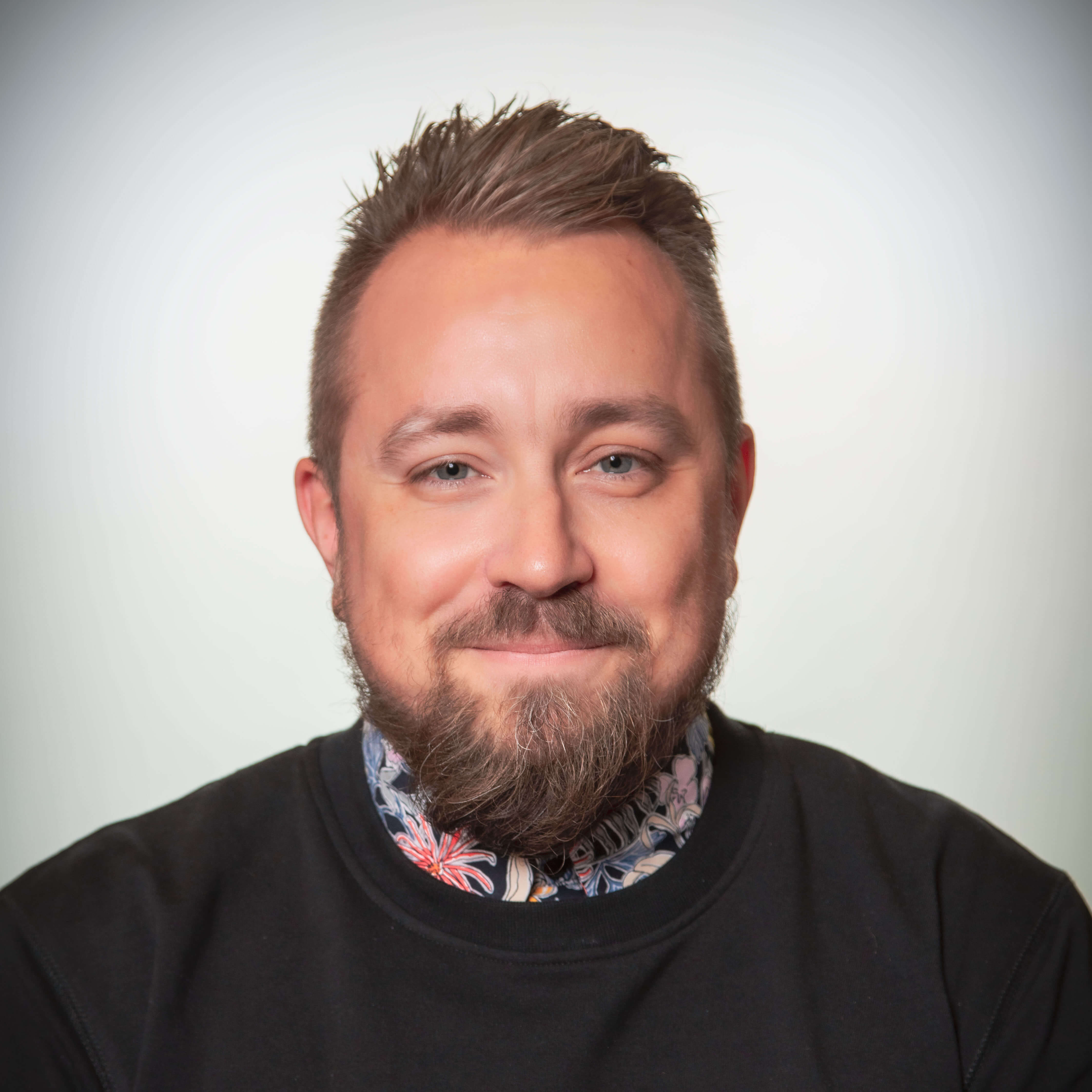 juuso-v-1x1.jpg (749 KB)